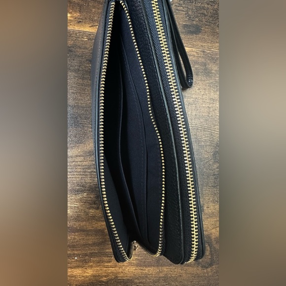 Women’s COACH Double Zip Wallet - Picture 6 of 8